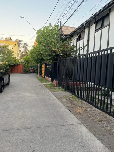 Hermosa Casa En Providencia Cercana Al Parque Inés De Suárez