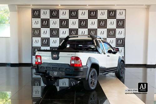 Fiat Strada 1.8 MPI ADVENTURE CE 16V FLEX 2P MANUAL