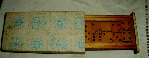 Antiguo Domino  Caja Y Fichas Madera Boton Bronce Liniers