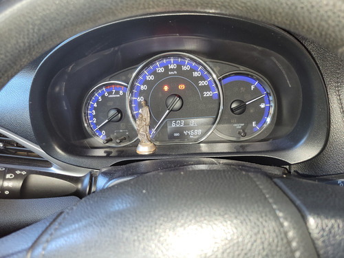 Toyota Yaris Sedan E