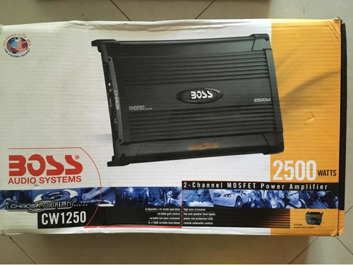 Planta Boss 2500 Watts 2 Canales