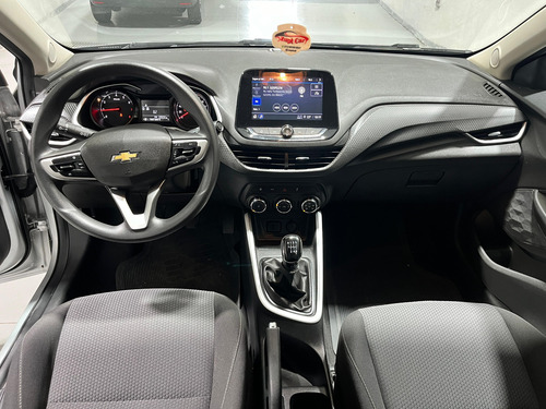 Chevrolet Onix plus 1.0 Lt 2 4P