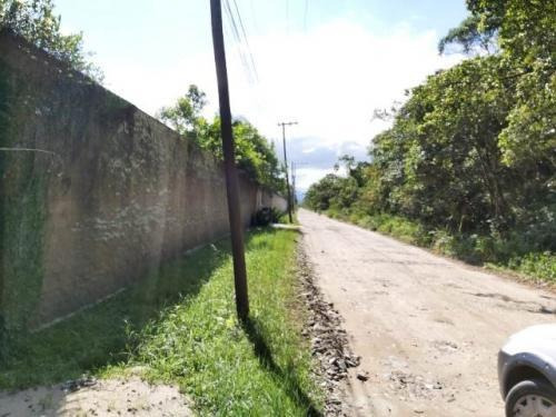 Imagem 6 de 14 de Linda Chácara Em Itanhaém Lado Serra 2km Da Rodovia 3 Suítes