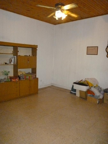 Casa En Venta - 3 Dormitorios 1 Baño - 450mts2 - Ensenada