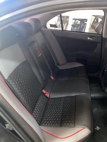 Mitsubishi Lancer 2.0 Gls