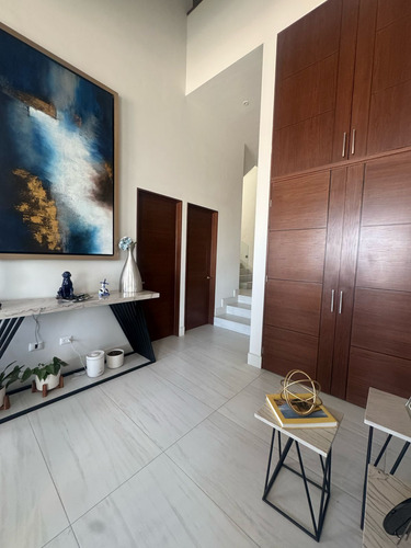Casa En Renta En Vista Hermosa En Monterrey