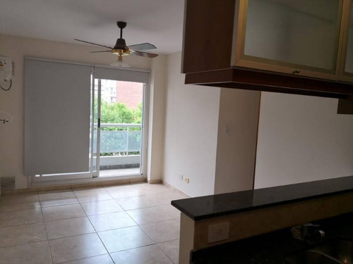 Imagen 6 de 17 de Departamento De Un Dormitorio, Al Frente. Córdoba Y Callao