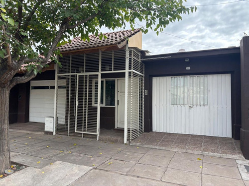 Venta Casa 3 Dormitorios Atrás Shopping Guaymallén