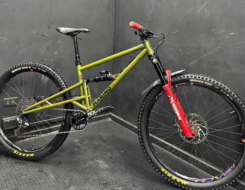 Bicicleta Montaña 29 , Trail / Enduro. Specialized, Trek,