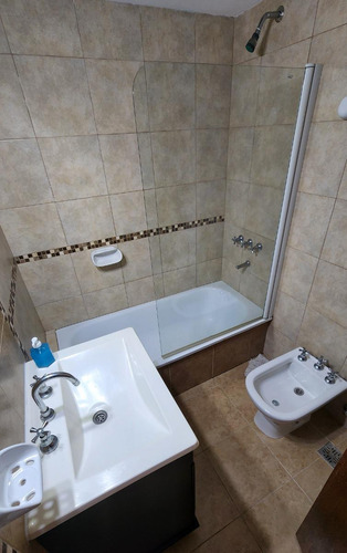 Complejo Habitacional En Venta - 2 Bloques - 6 Departamentos 8 Baños - 900mts2 Totales - Mar Azul