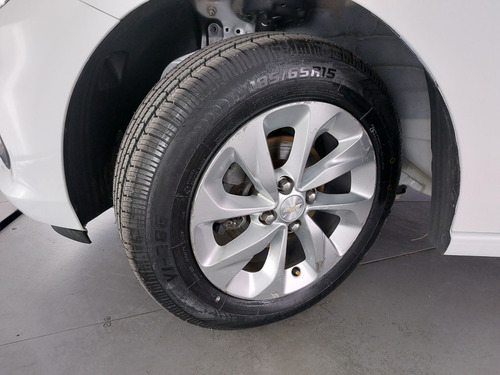 Chevrolet Onix 1.0 FLEX PLUS LT MANUAL