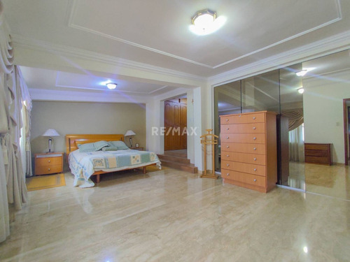 Imagen 13 de 23 de Exclusiva Casa Con Piso De Mármol En La Trigaleña, Daniela J.