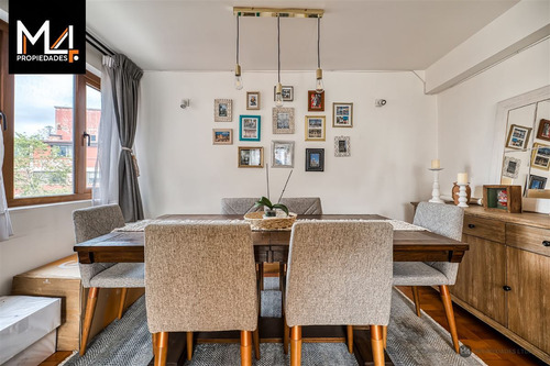 Departamento En Venta Duplex De 3 Dorm. En Providencia