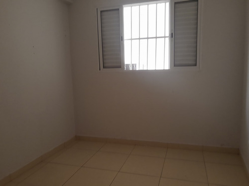 Imagem 8 de 30 de Alugo Casa Com Dois Dormitórios Capão Redondo ( Vi660 )