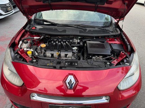 Renault Fluence 2.0 Dynamique Hi-flex 4p