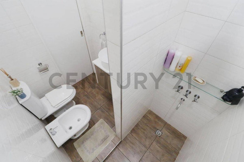 Venta Ph Tres Ambientes, Entrada Indepeniente. Villa Maipú, San Martín.