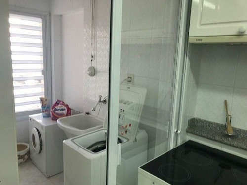 Apartamento En Venta De 3 Dormitorios En Playa Mansa