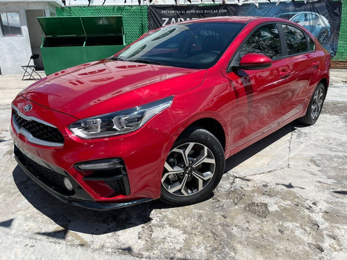 Imagen 2 de 15 de Kia Forte Lx Sedan 8674