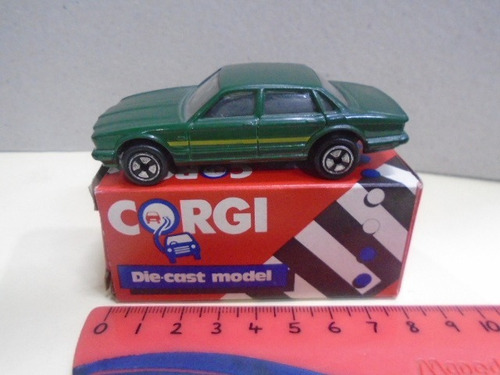 Corgi Junior England 1/64 Jaguar Xj 40 Sedan Verde 1985