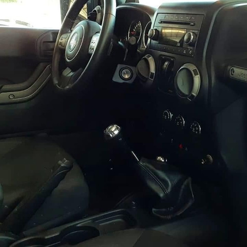 Imagen 13 de 14 de Jeep Wrangler 3.6 Sport 284hp Año 2016 3pt As Automobili
