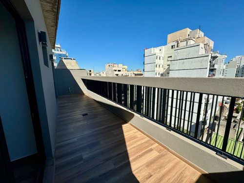 Venta Flores 2 Ambientes Con Balcon Terraza, Sum