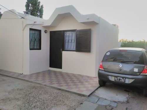 Imagen 1 de 16 de Casa Dos Dormitorios Puerto Madryn (alquiler Por Dia)