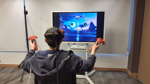 Imagen 2 de 11 de Alquiler De Realidad Virtual Oculus Eventos Simuladores
