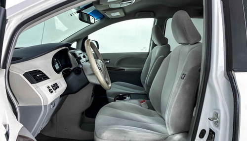 Imagen 15 de 15 de 38048 - Toyota Sienna 2014 Con Garantía