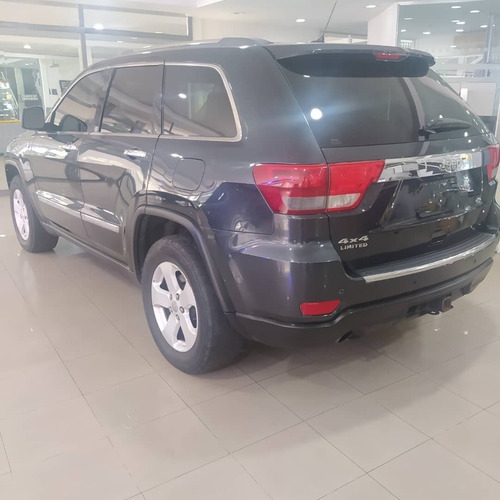 Imagen 2 de 8 de Jeep Grand Cherokee Limited 4x4 2011