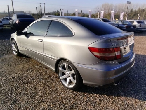 Imagen 4 de 9 de Mercedes Benz