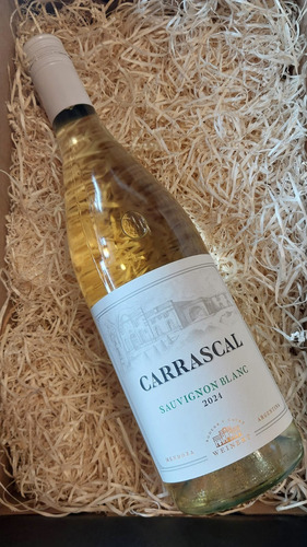 Weinert Carrascal Sauvignon Blanc 750ml - San Vicente Wine