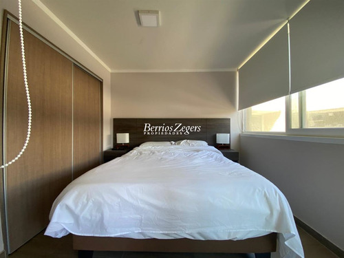 Departamento En Venta De 2 Dormitorios, Viña Del Mar Reñaca