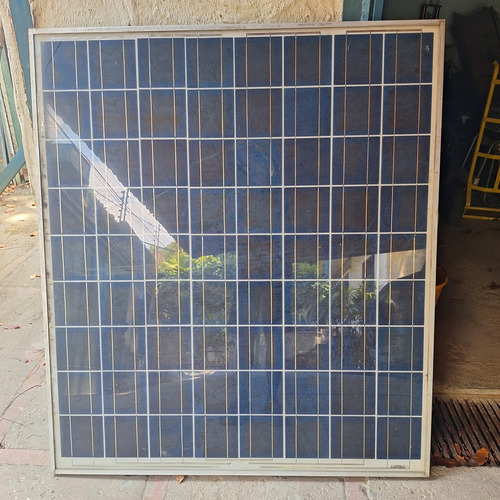 Paneles Solares Total Energie (48,5 Amphr/día  1,16 Kva/día)