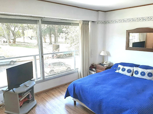 Imagen 4 de 14 de Venta Departamento 3 Dormitorios Servicio Patio - Villa Biarritz