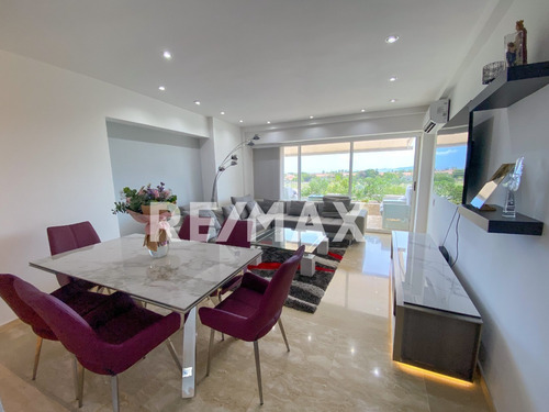 Imagen 7 de 13 de Se Parte De La Unica Isla Artificial En Sur América Isla Paraíso - Apartamento Dúplex Mariajose Chaparro 04148140599