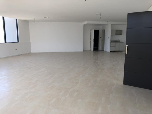 Importante Oficina En Venta De 111 Metros - Estudio De La Bahia, Nordelta