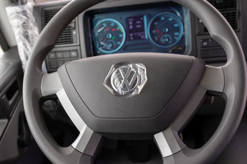 Vw 18.210 Robust 4x2 Zero Km No Chassi E Ar Condicionado