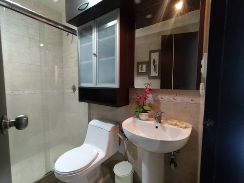 Imagen 8 de 23 de Rosaura Cortez Vende Apartamento En Valencia Urb. El Parral Res. Merlot Suites