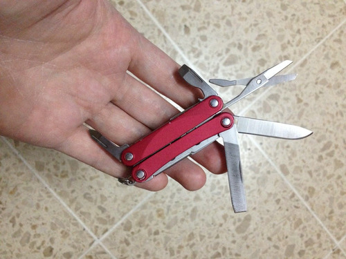 Cuchilla/multiherramienta Leatherman Ps4