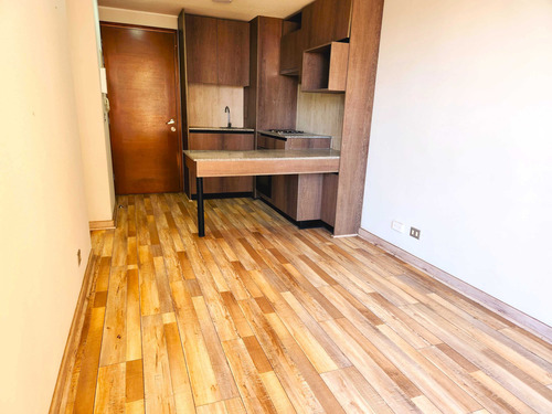 Arriendo Depto 2d Con Gc Incluidos/e Central (83499)