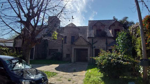 Chalet En Venta En Quilmes Residencial