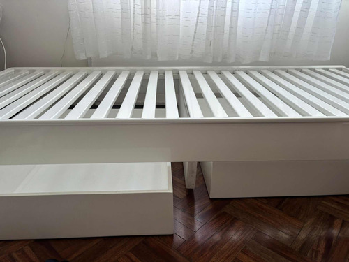 Cama De Madera Maciza Laqueada Con Cajones