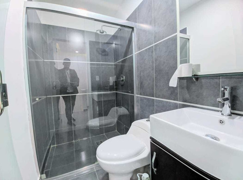 Imagen 7 de 20 de Mary Castro Vende Town House En Rincon Mañongo