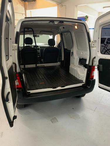 Imagen 11 de 16 de Citroën Berlingo 2018 1.6 Hdi 92 Bussines