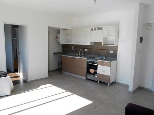 Imagen 1 de 7 de Departamento - Ciudadela