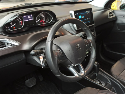 Peugeot 2008 Allure 1,6 4x2 Aut 2020 Abp724