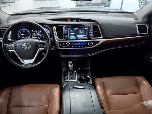 Toyota Highlander 3.5 Limited Panoramic Roof At