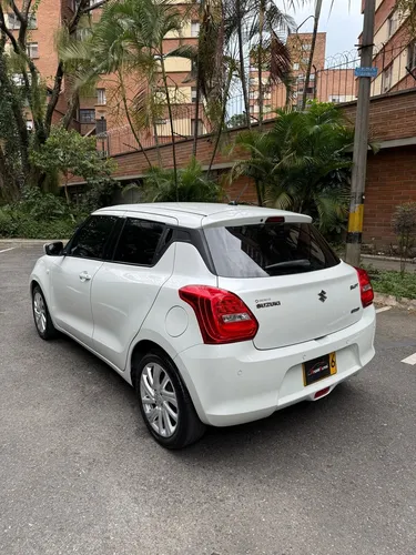 Suzuki Swift 1.2 Hybrid Mt