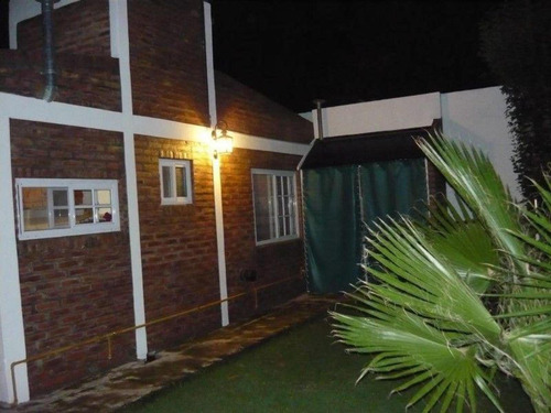 Casa Venta - 3 Dormitorios 1 Baño - 136 Mts2 - Etcheverry