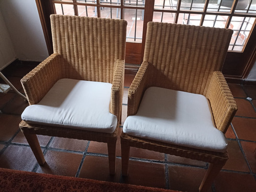 Cómoda Silla De Rattan Como Nueva (poco Uso) Original